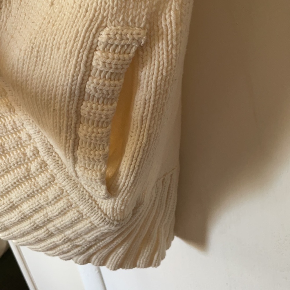 Express sweater - Picture 3 of 5